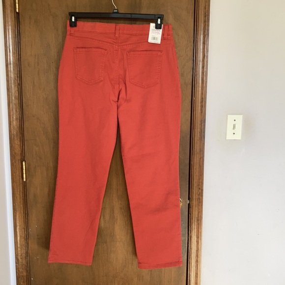 Relist1/27Gloria Vanderbilt Amanda jean classic rise tapered leg magical stretch - Picture 15 of 17